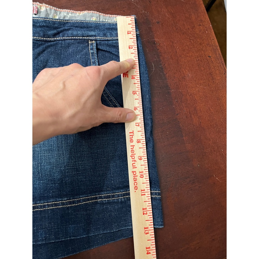 Levi's 515 Women's Dark Wash Denim Shorts Size 4 High Rise Cuffed Casual - Picture 8 of 10
